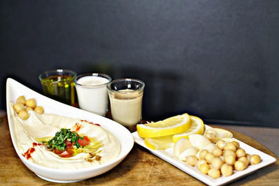 Sham Oost Amsterdam – hummus and mutabal starters