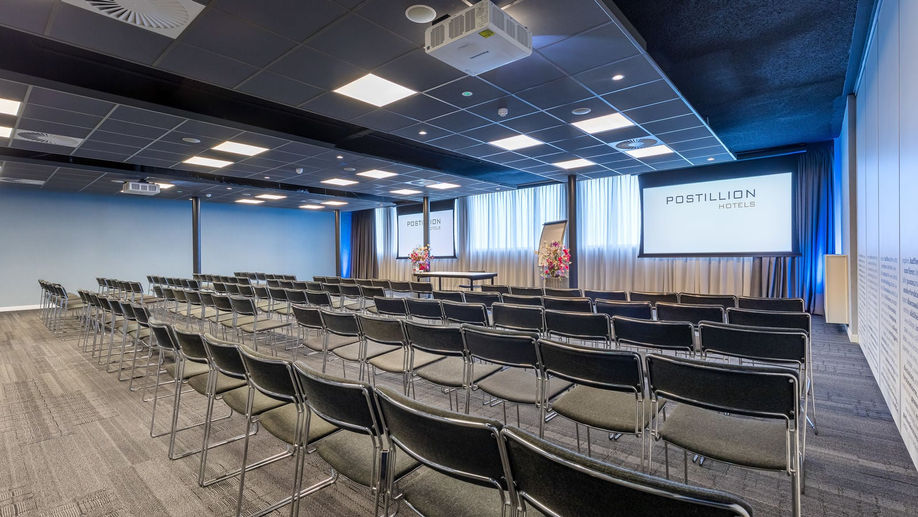 Postillion Hotel Amersfoort Veluwemeer - conference room in theatre set-up