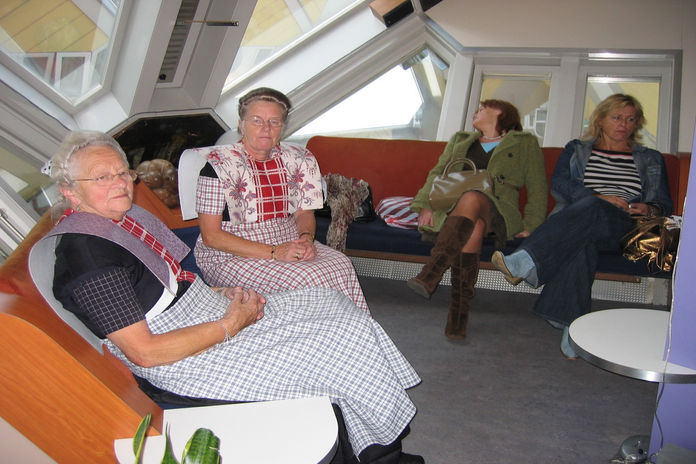 Kijk-Kubus Museum House Rotterdam – visitors touring the furnished cube house
