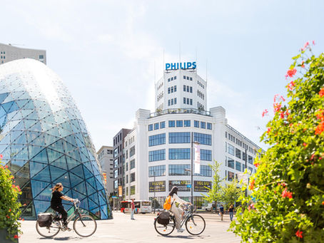 18 Septemberplein, Lichttoren, Blob