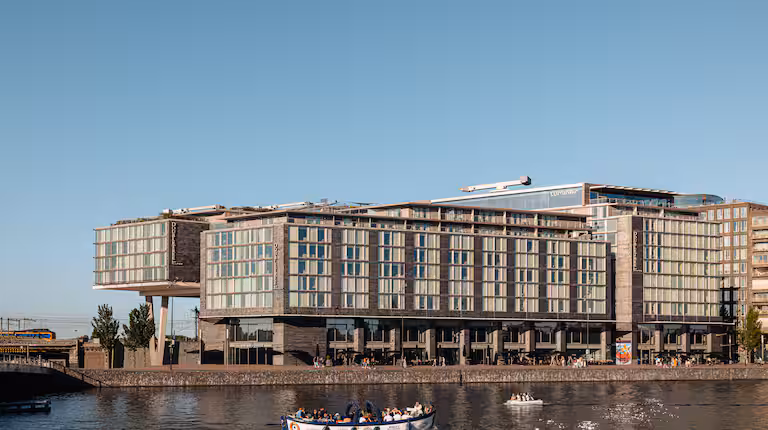 Doubletree by Hilton Amsterdam CS