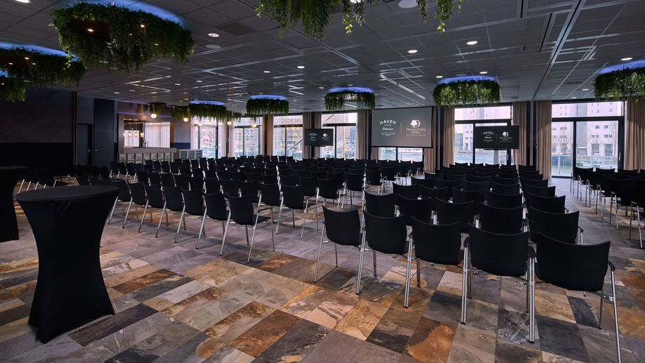 Haven Hotel Rotterdam – Haven Ballroom in theatre setup