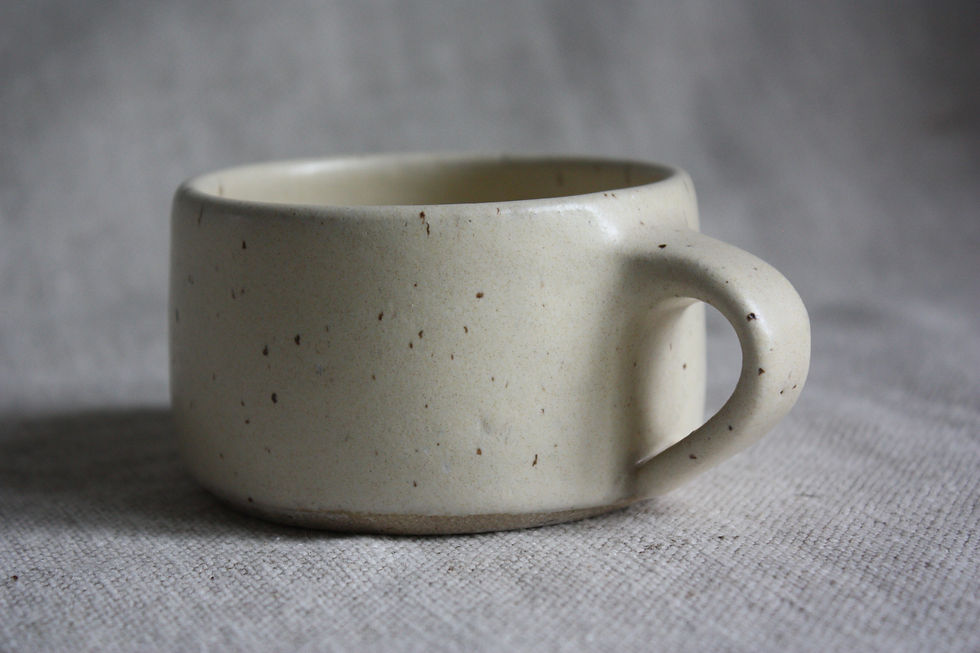 Thumbnail: Short Coffee Mug in Satin Cream Speckle