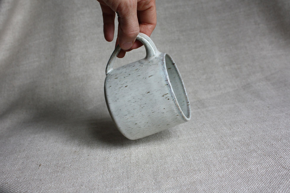 Thumbnail: Medium Mug in Cool White Speckle