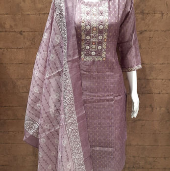 kurti set with odhani and pant .jpg