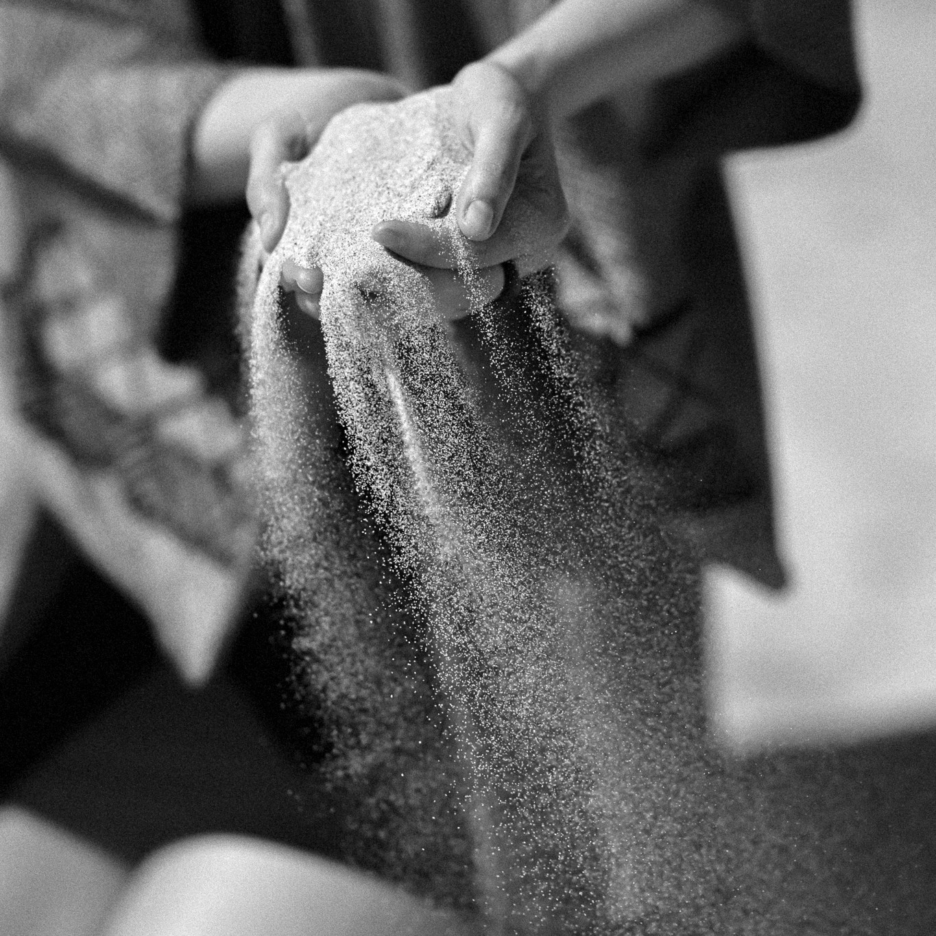 time is flowing like sand between my fingers