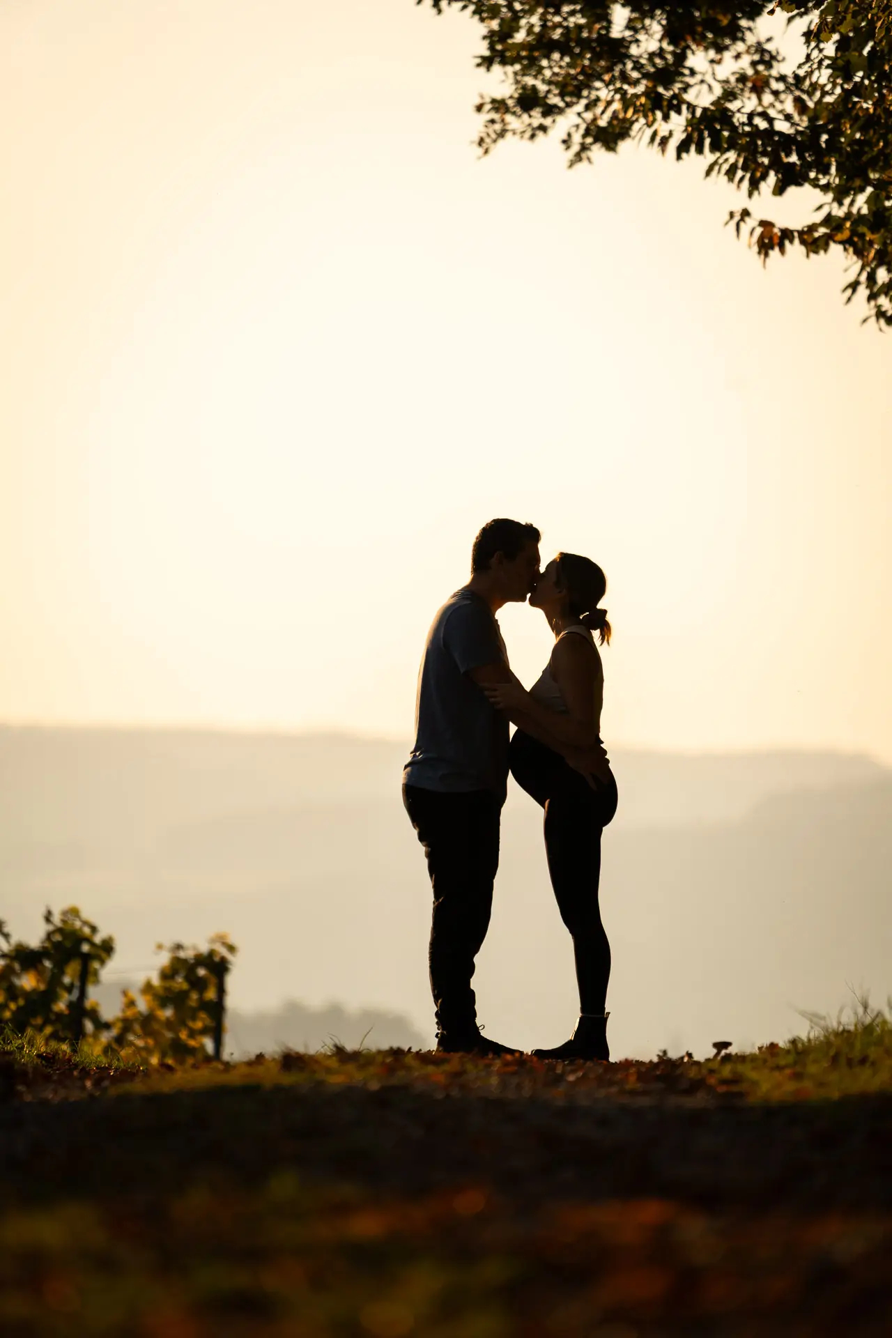 Daniela und Patrick im goldenen Abendlicht