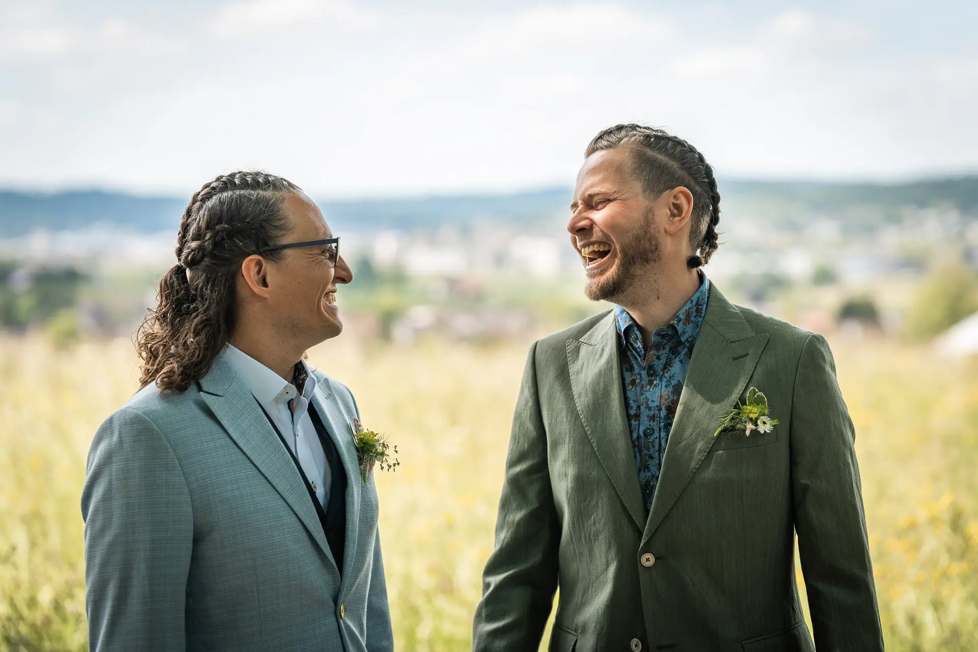Bräutigam und Trauzeuge an Hochzeit in Wiesendangen