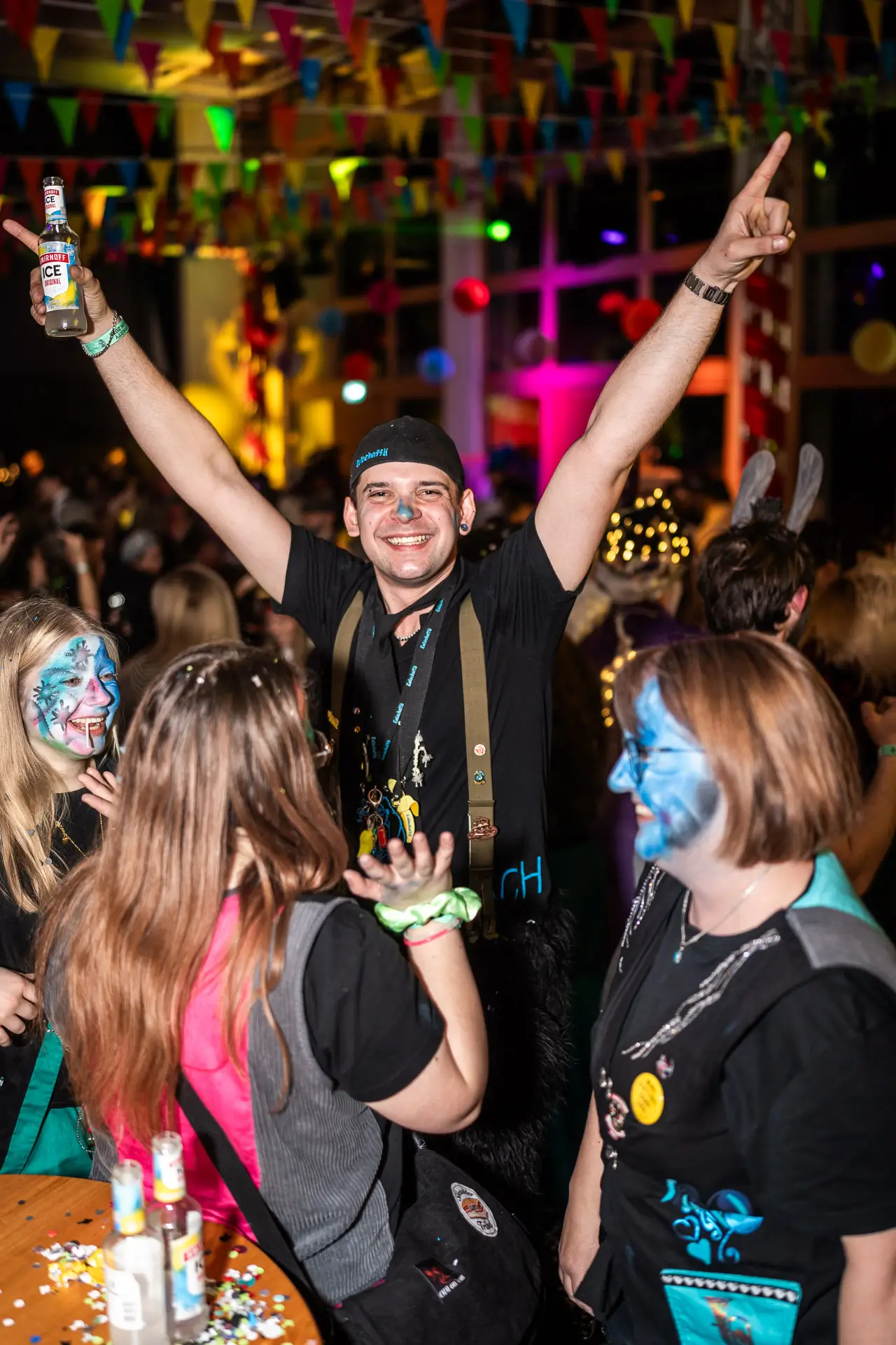 Publikum feiert ausgelassen an der Fasnacht