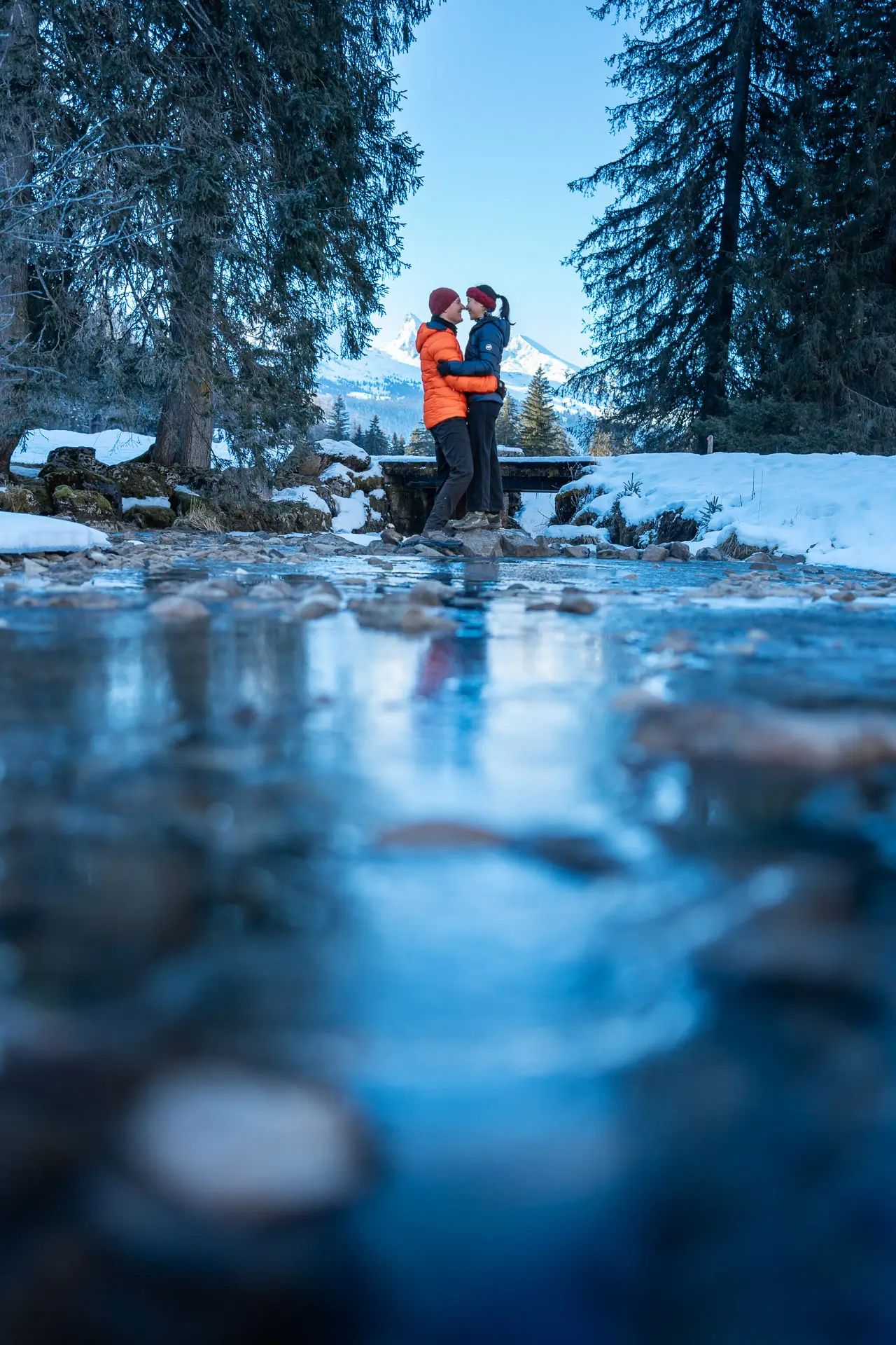 Couple shooting Winter