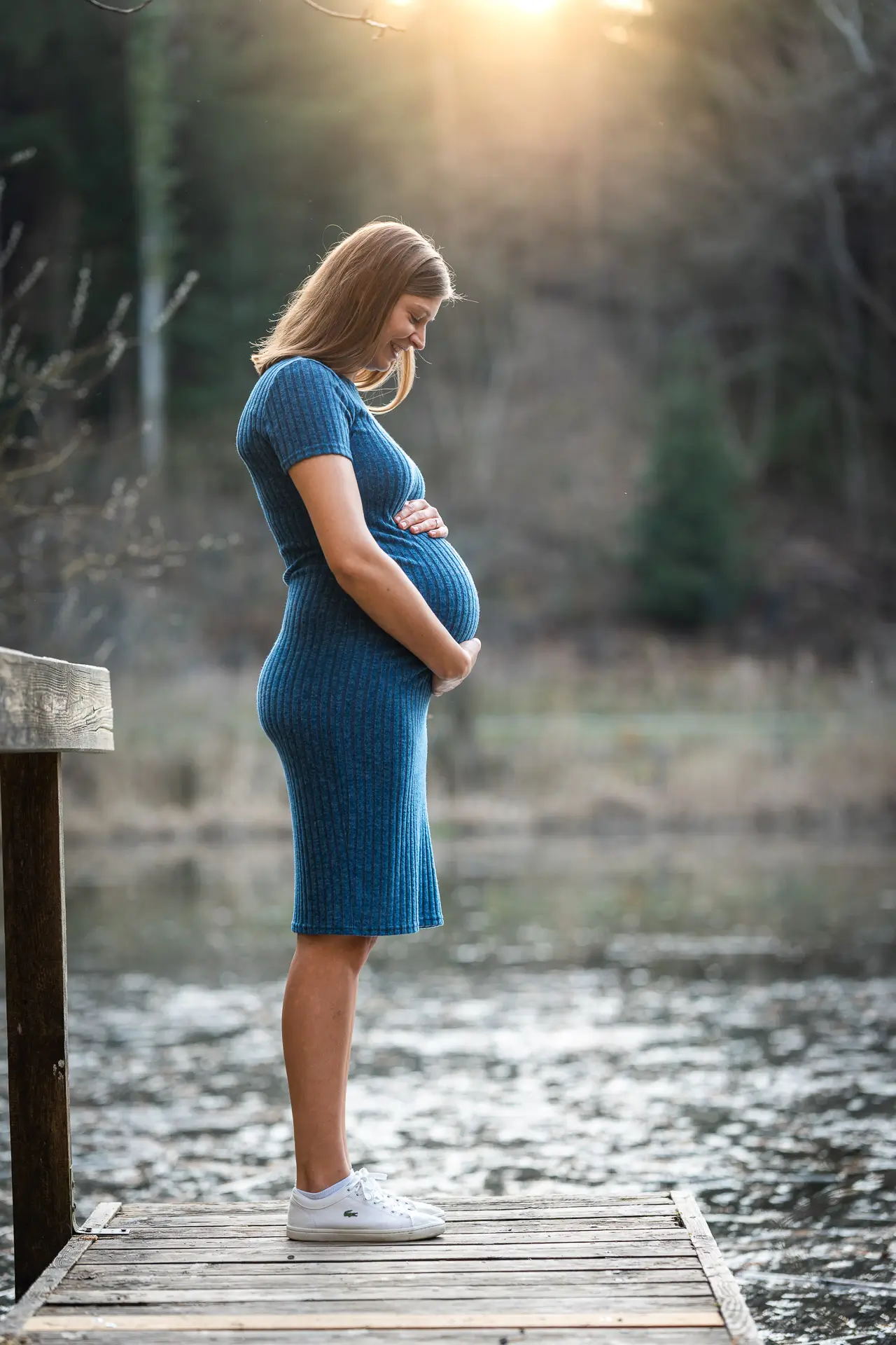 Schwangerschaftsshooting am Wasser im Thurgau