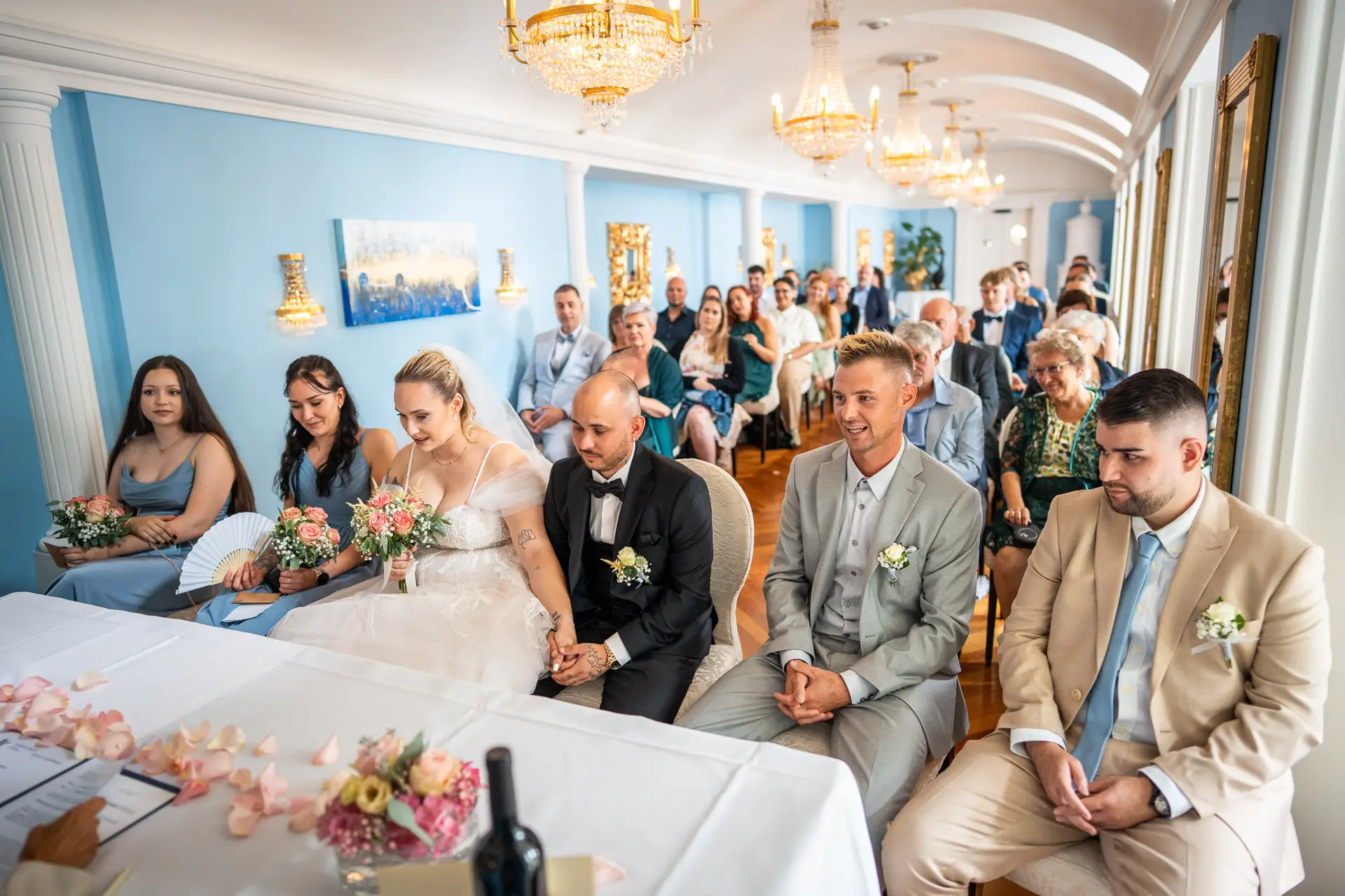 Brautpaar bei der Ziviltrauung im Schloss Laufen