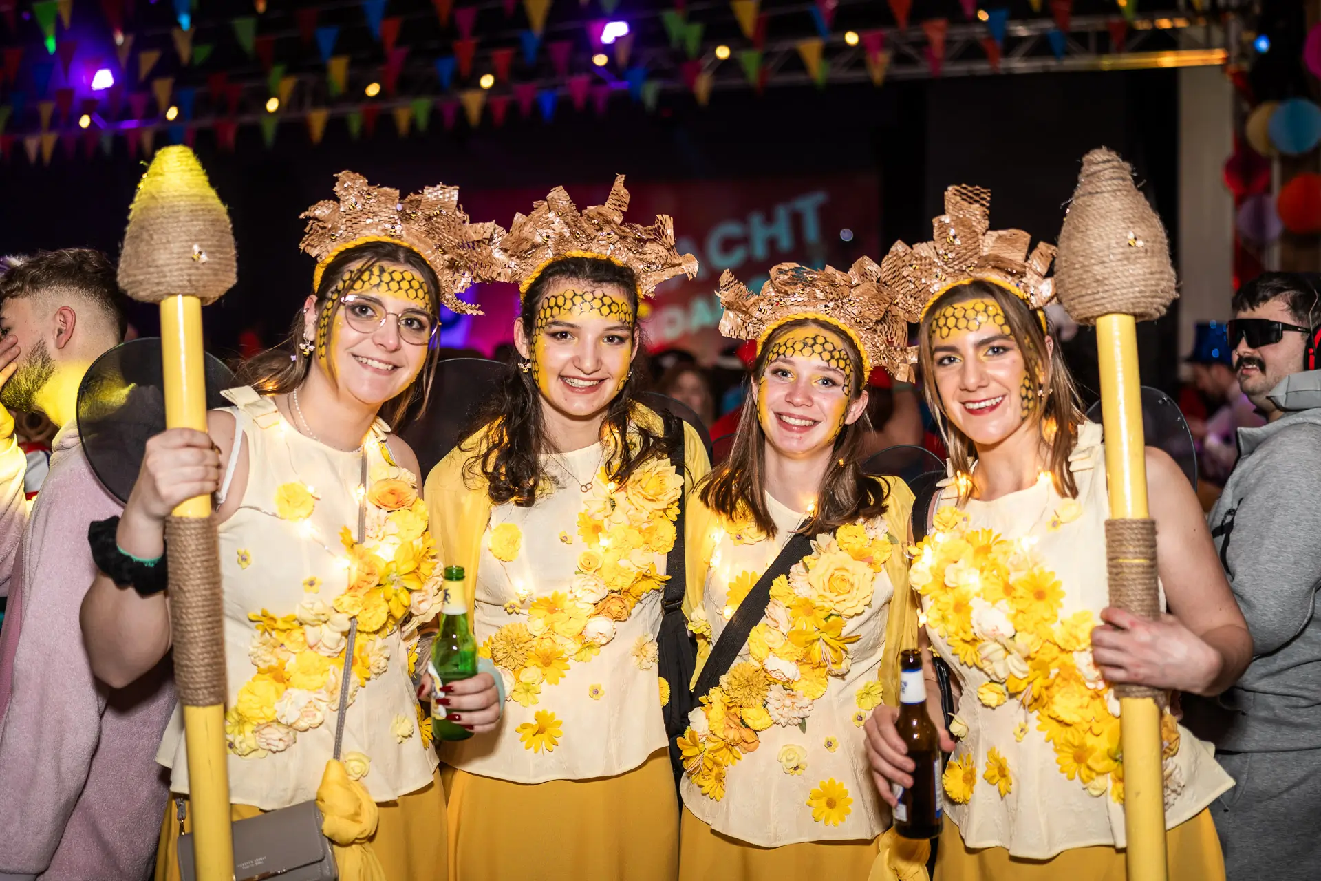 Feiernde Gäste in der Wisenthalle Wiesendangen