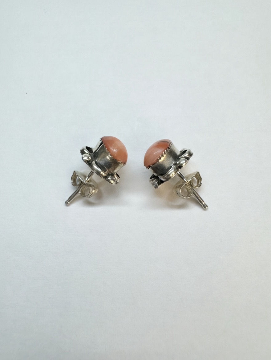 Thumbnail: Silver Pink Spiny Oyster Studs 