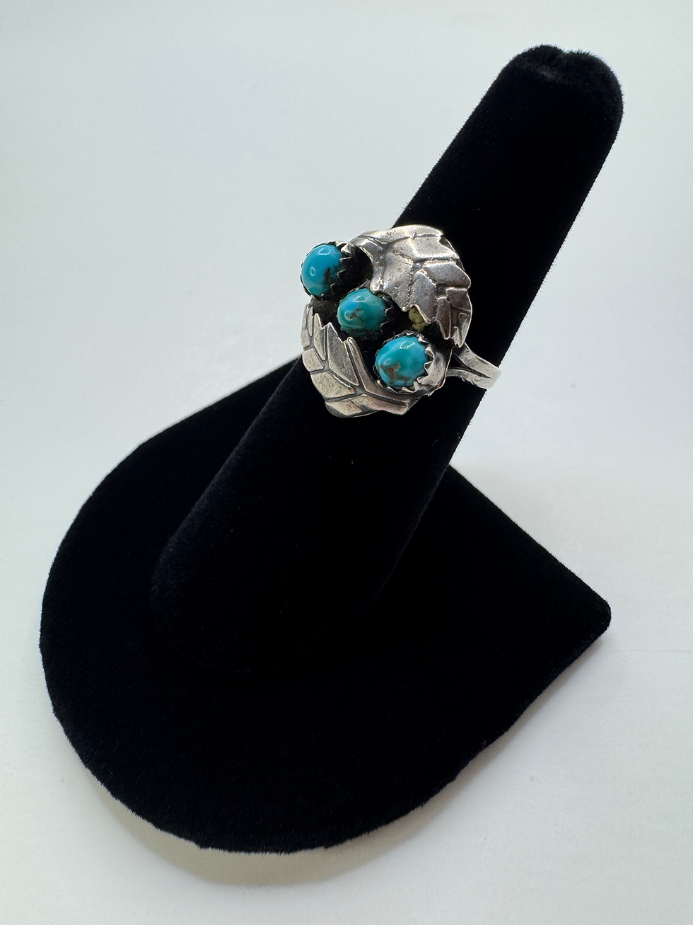 Thumbnail: 3 Turquoise Silver Ring with Leaf Details