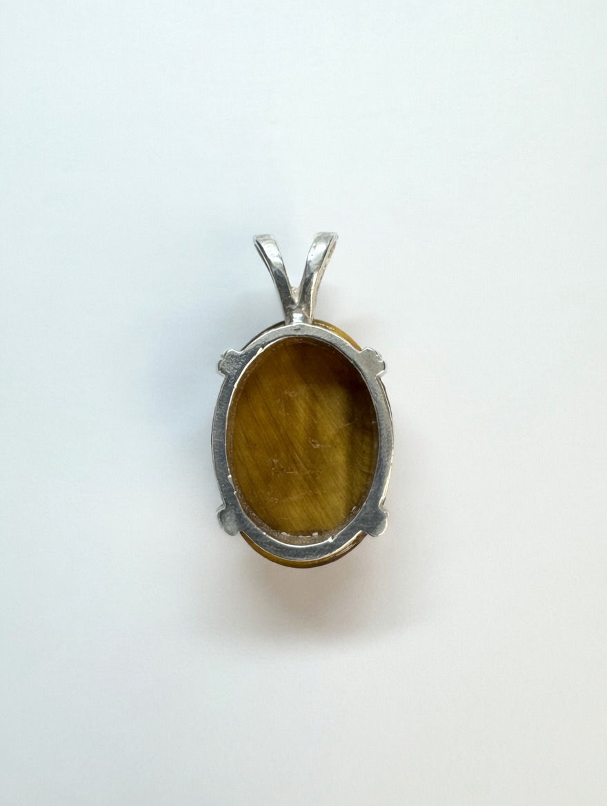 Thumbnail: Silver Tiger’s Eye Pendant