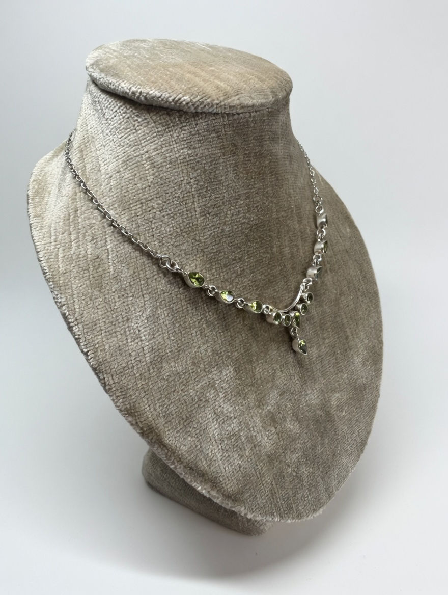 Thumbnail: Silver Peridot Festoon Necklace
