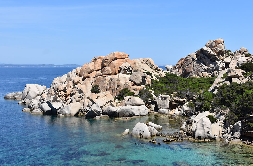 Les blocs de granit de la Cala Spinosa au Capo Testa en Sardaigne