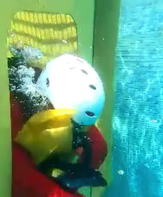 Porno lezbiyenler ularning klitorislarini ishqalab Fohisha Emi Andersenning haqiqiy silikon kokraklari bor va ular unga mos keladi! Suhbatdosh