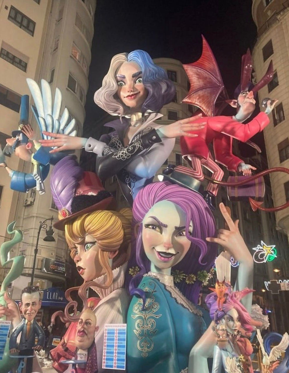Las Fallas Valencia Las fallas festival Fallas beelden