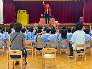 都内幼稚園でサイエンスマジックショー|体験型イベント