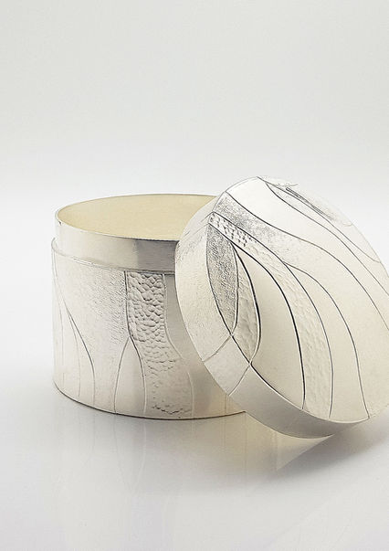 Rebecca Oldfield Chased Iris Box