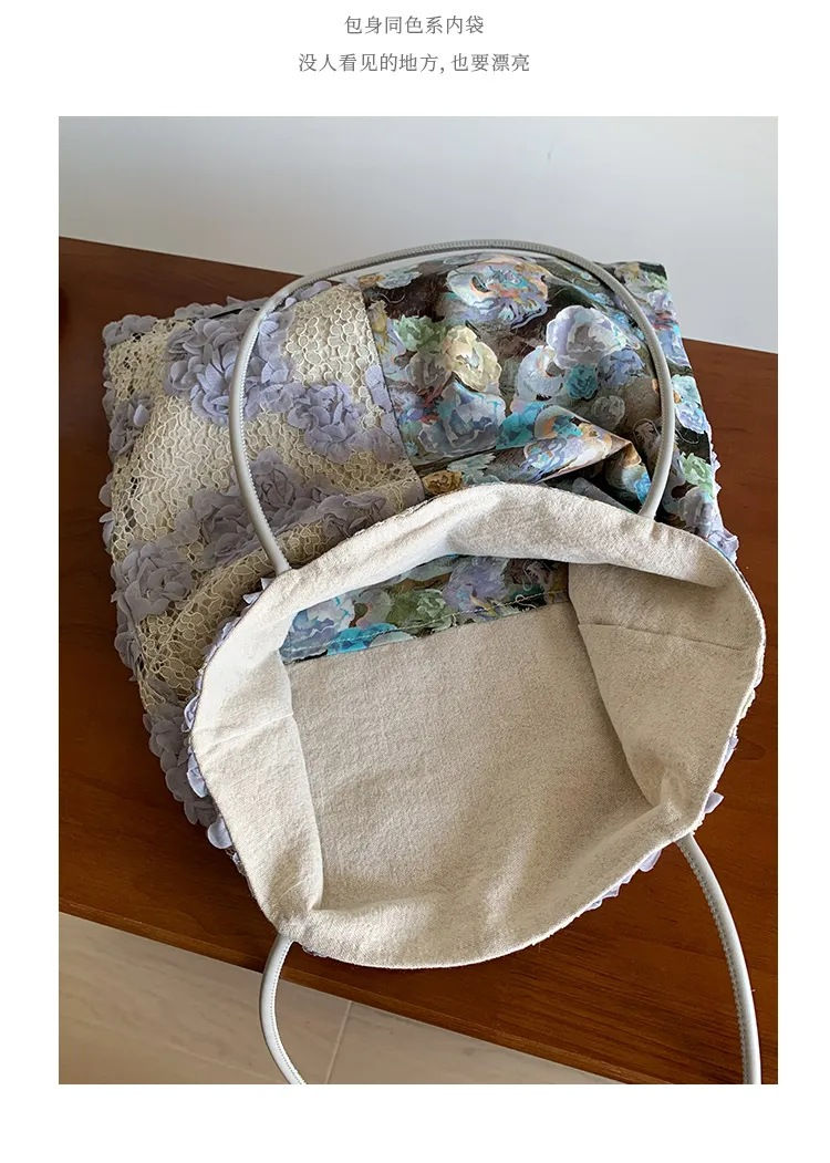 Thumbnail: Paris Style Handcrafted Half 3D Flower Bag
