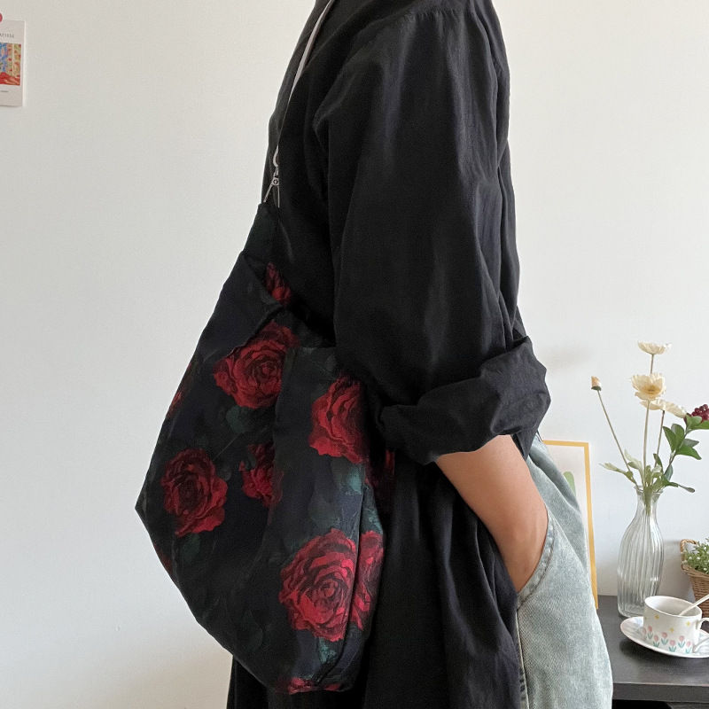 Thumbnail: Vintage-Style Handcrafted Rose Bag