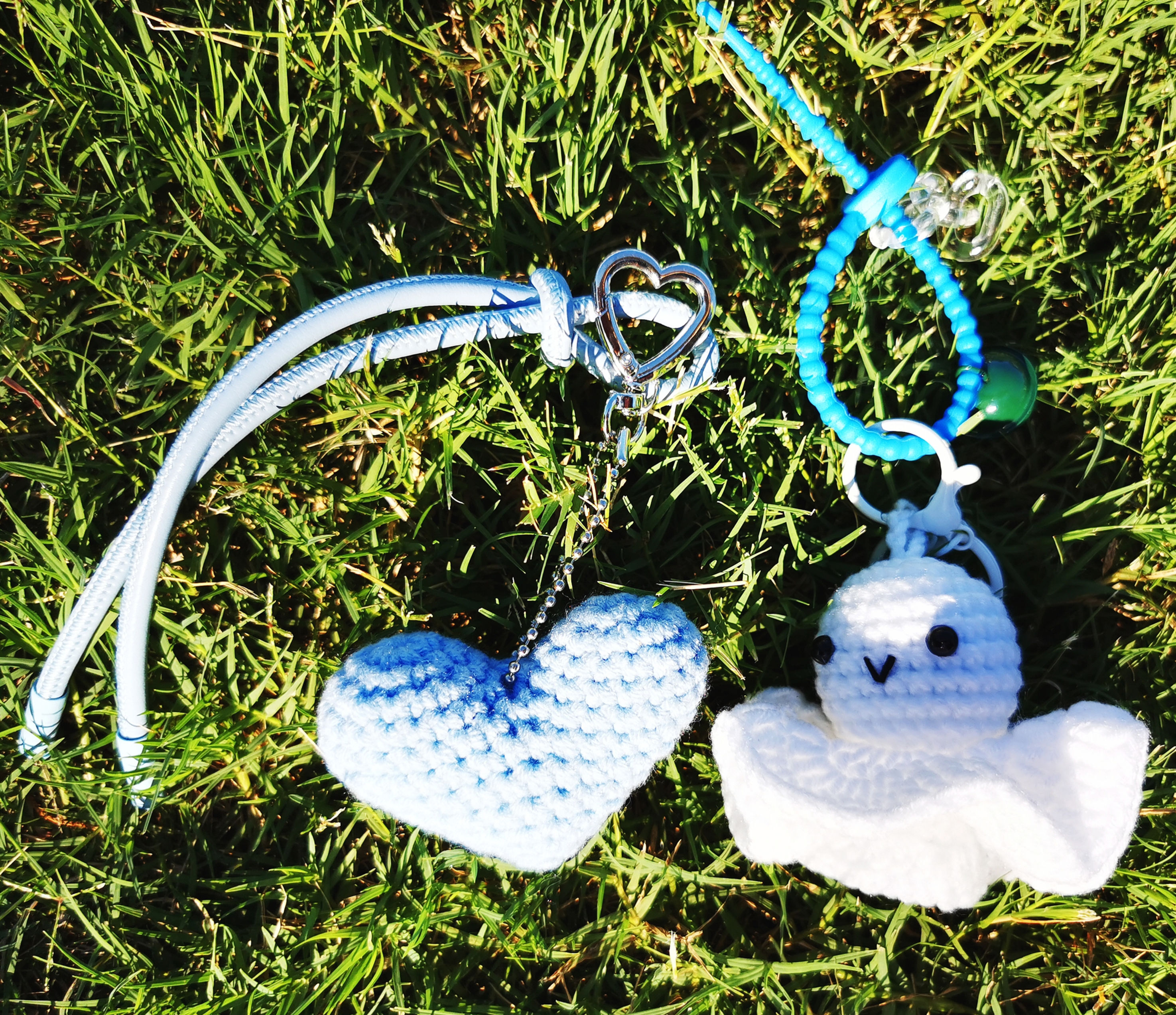 ππ» Express Your Love & Whimsical Side with Our Hand-Knitted Charm Duo! π€©