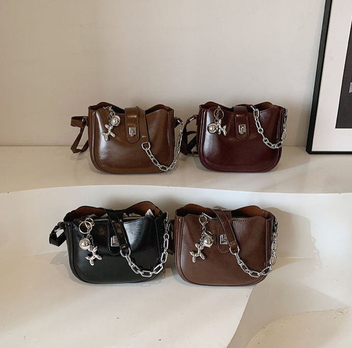 Doctor style handbag