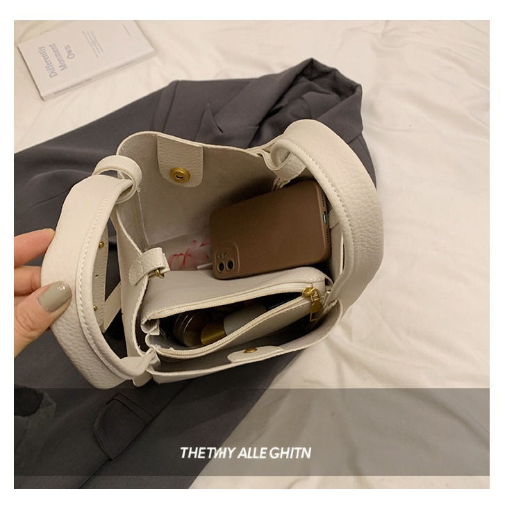 Thumbnail: Classic Style Bucket Bag