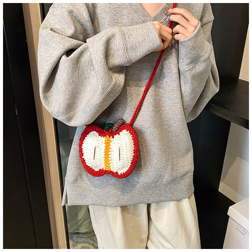 Christmases Wealth Apple Knitting handbag | Luka's Panda Land