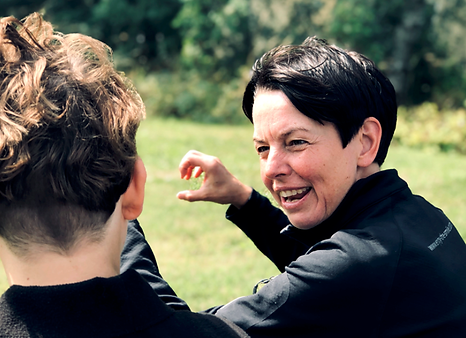 Michaela-und-Sarah.png