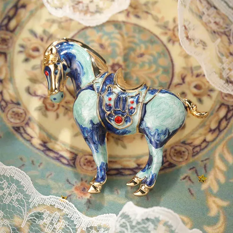 enamel oil Painted blue horse brooch rhinestone 18K gold plated corsage copper