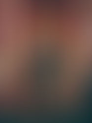 Украинский дизайнер возбудила соцсеть своим халатиком