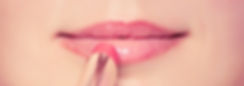 Anwenden von Lippenstift