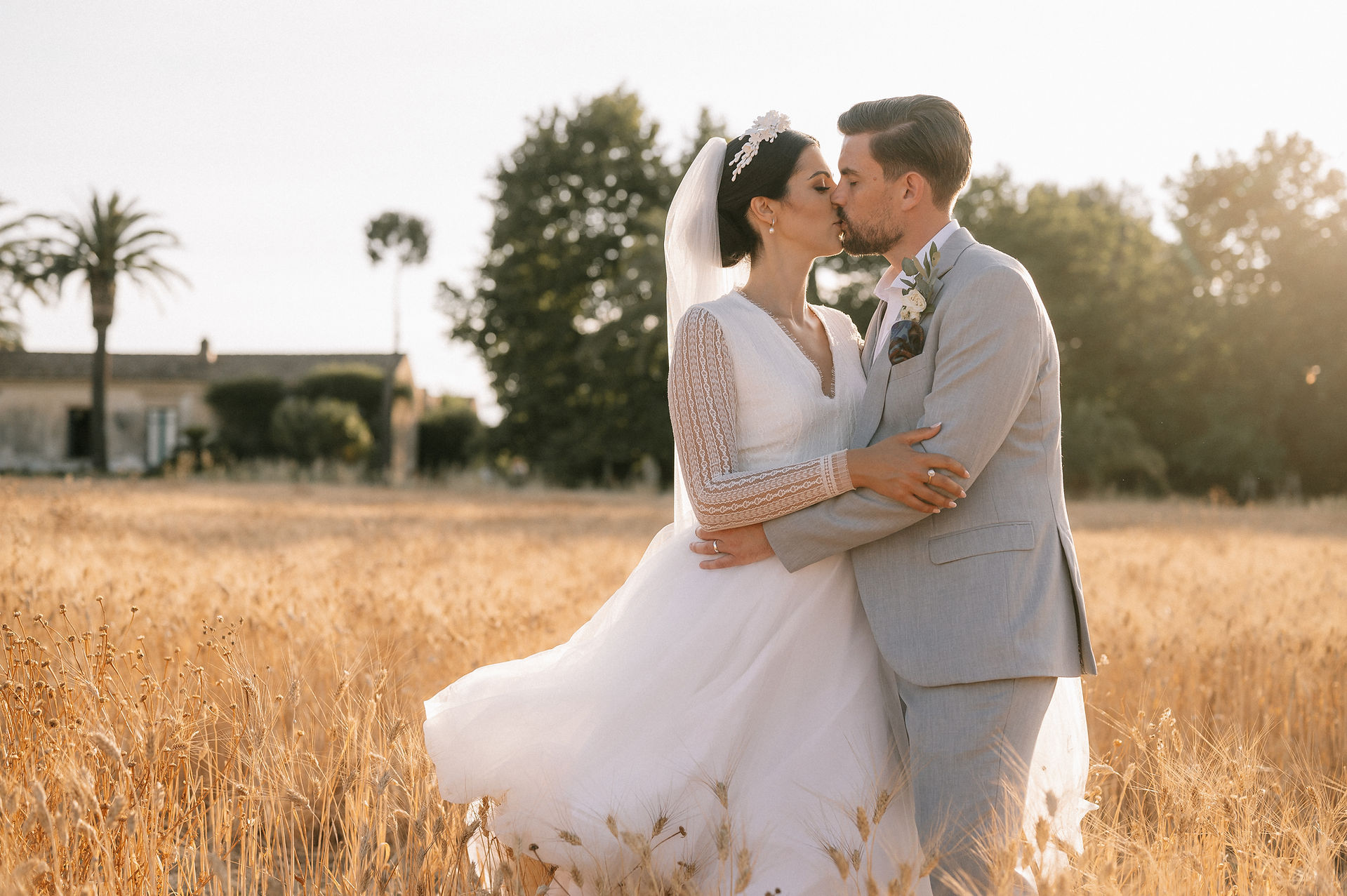 Storytelling through elegant wedding photography