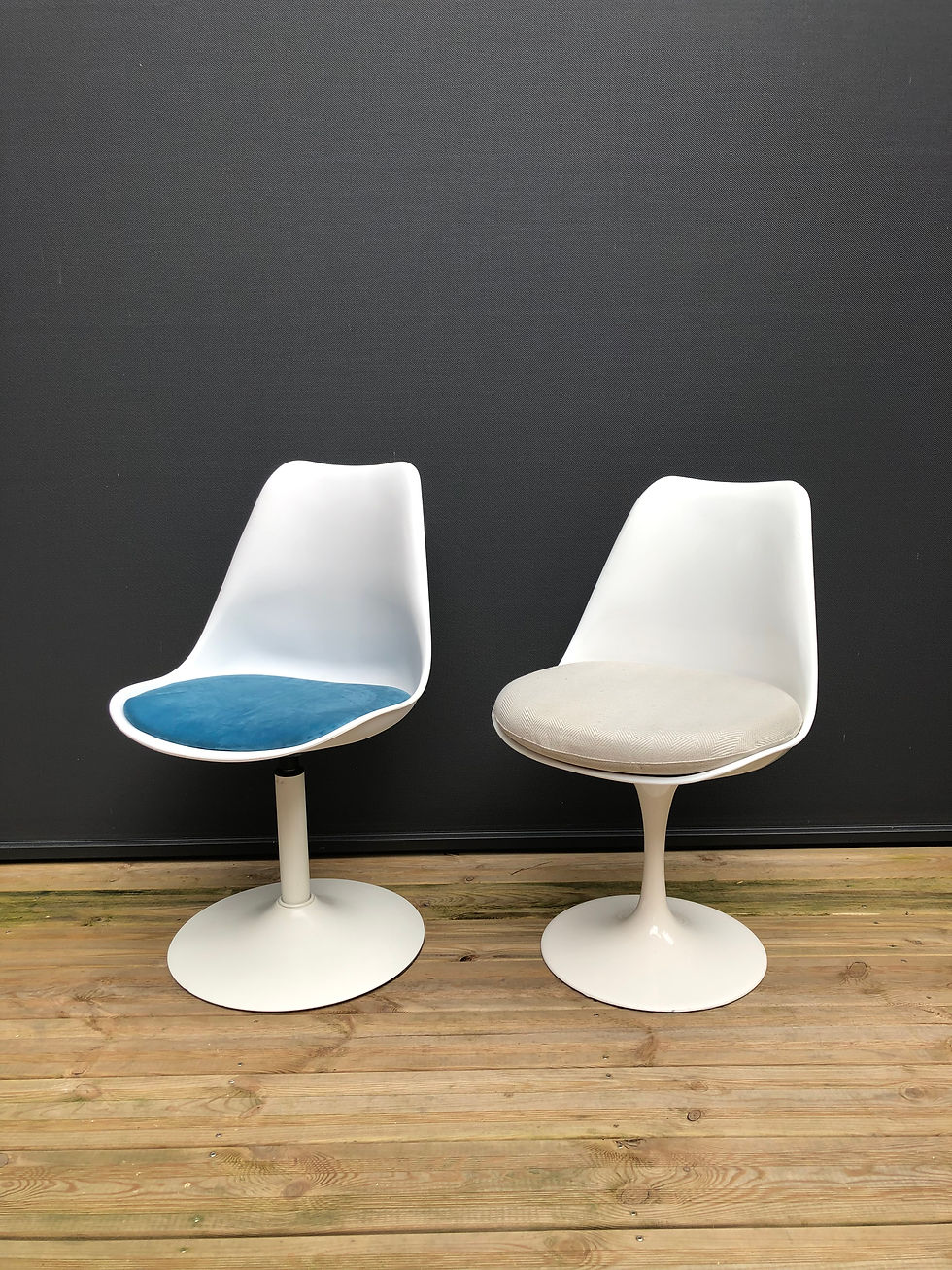 Miniature : Chaise tulipe pivotante 
