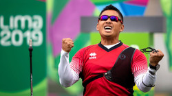 Canadian Olympian Crispin Duenas Reviews BOWdometer