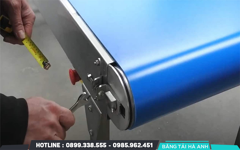Cách chỉnh băng tải bị lệch: Nguyên tắc vận hành giúp băng chạy đúng tâm