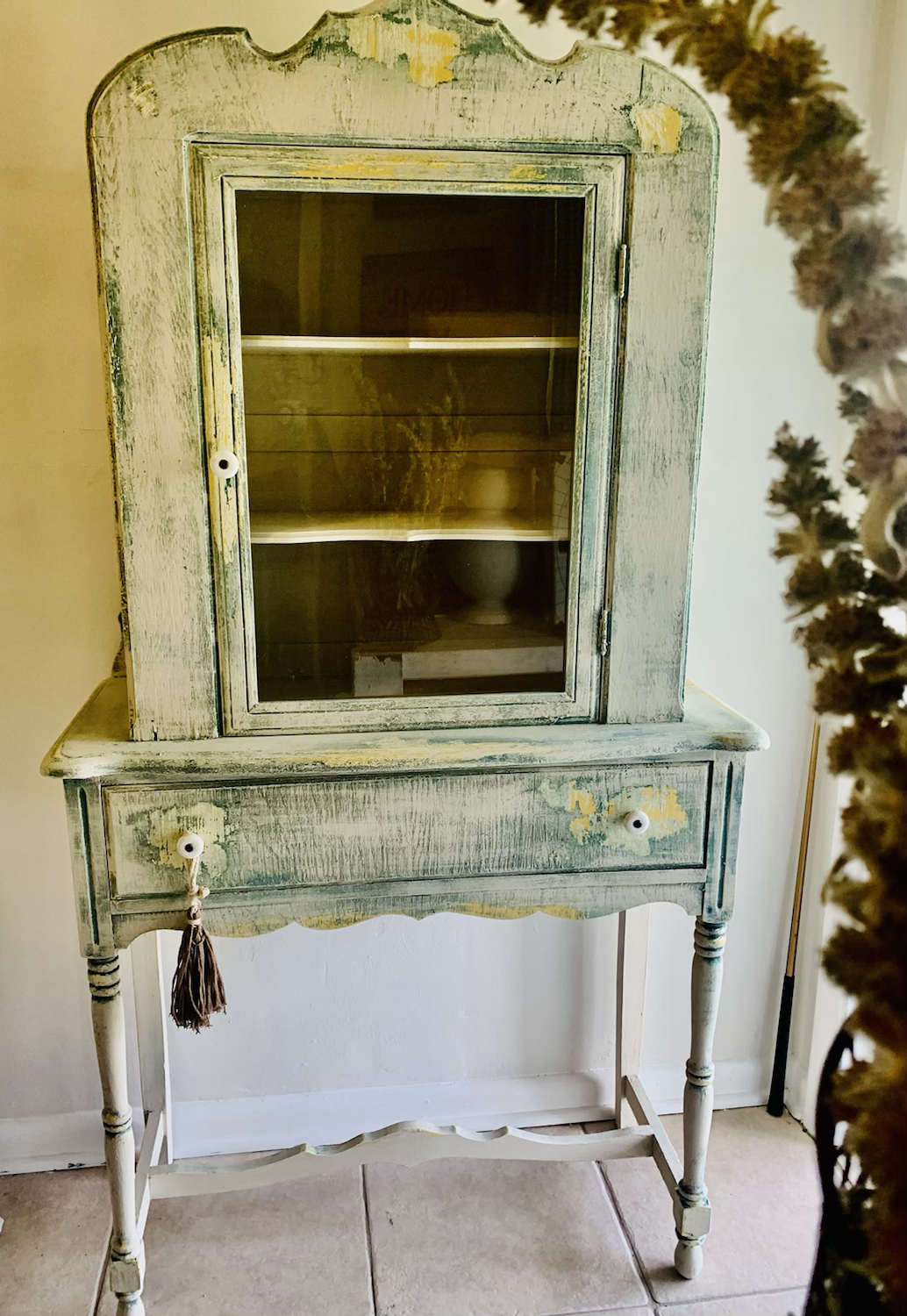 Vintage hutch
