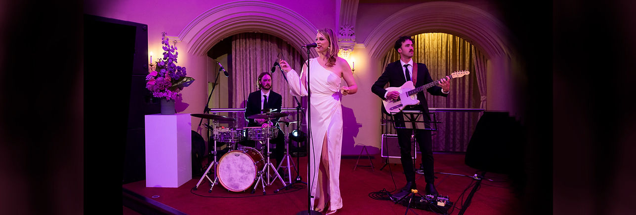 catherine-summers-corporate-trio-1920x650.jpg