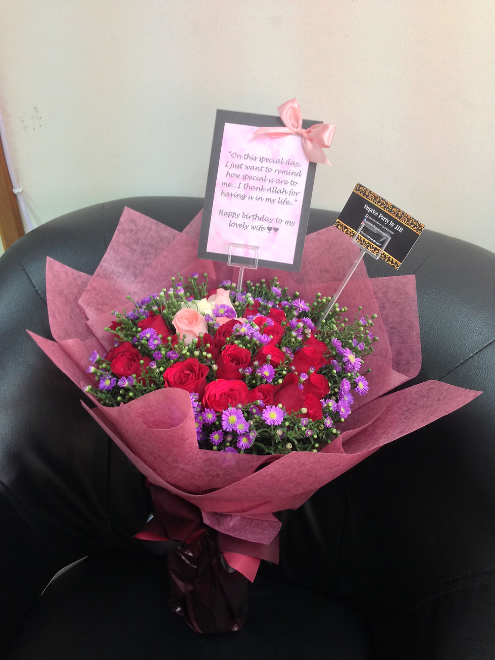 Thumbnail: 33pcs Roses 