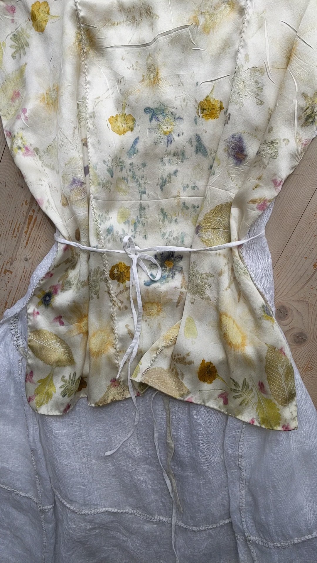 oluhi, hand sewn clothing, plant dyes, natural dyes, botanical dyes, botanical prints, compostable fabrics, oluhi, hand stiched clothes, natural dyes, ecoprint, silk, linen clothing, botanical prints, handmade clothing, oluhi, handstitched garments, handstitching, handstitched, handstitched dress, ecoprint on silk, naturaldyes, botanicaldyes, ecoprint