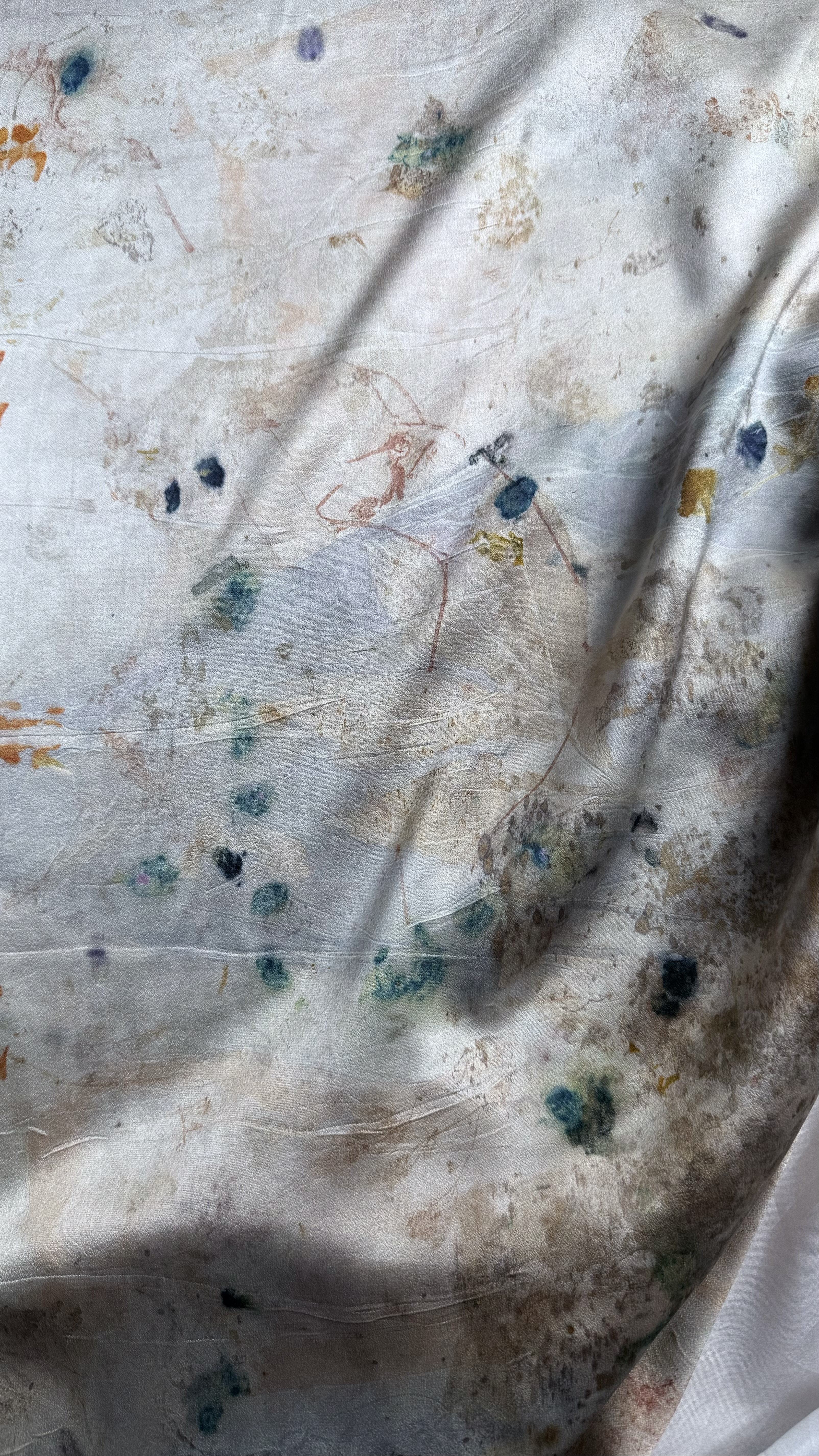 oluhi, hand sewn clothing, plant dyes, natural dyes, botanical dyes, botanical prints, compostable fabrics, eco prints, silk scarf, plant printed silk
