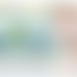 Singapore, Joo Chiat × Loewe Paula’s Ibiza風ファッション|大人女性向け|広告・書籍・CM・ポスター向き|大人の甘さとビター|ファッション×都市×ライフスタイル|Takako|soft cinematic atmosphere|雨季の合間に差し込む日差しの中を走る女性とプラナカン建築