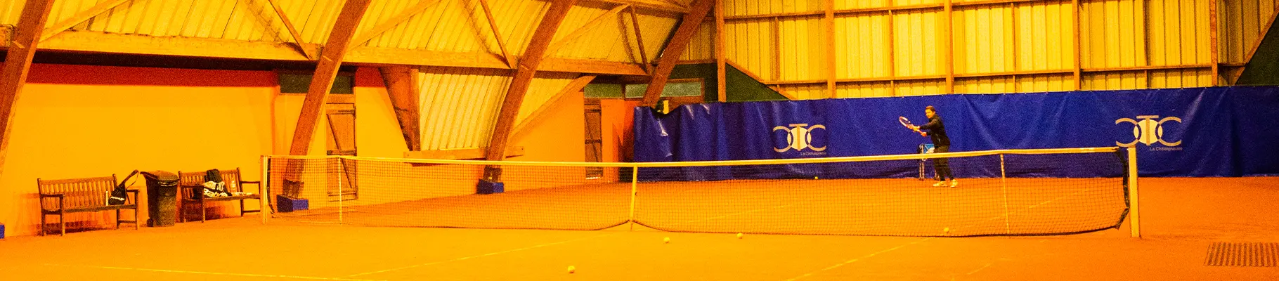 court-interieur-1.webp
