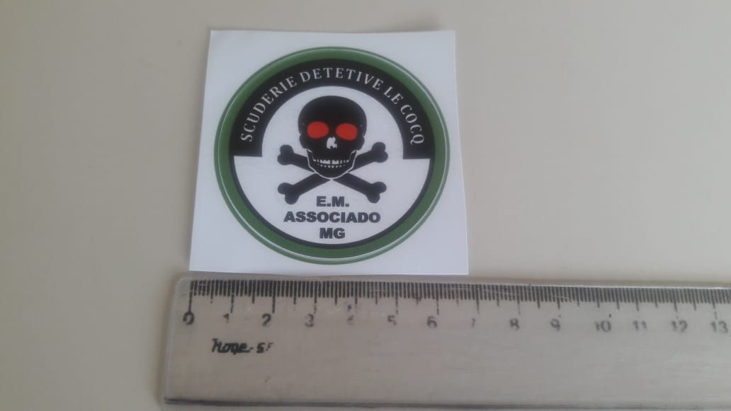 Adesivo personalizado.