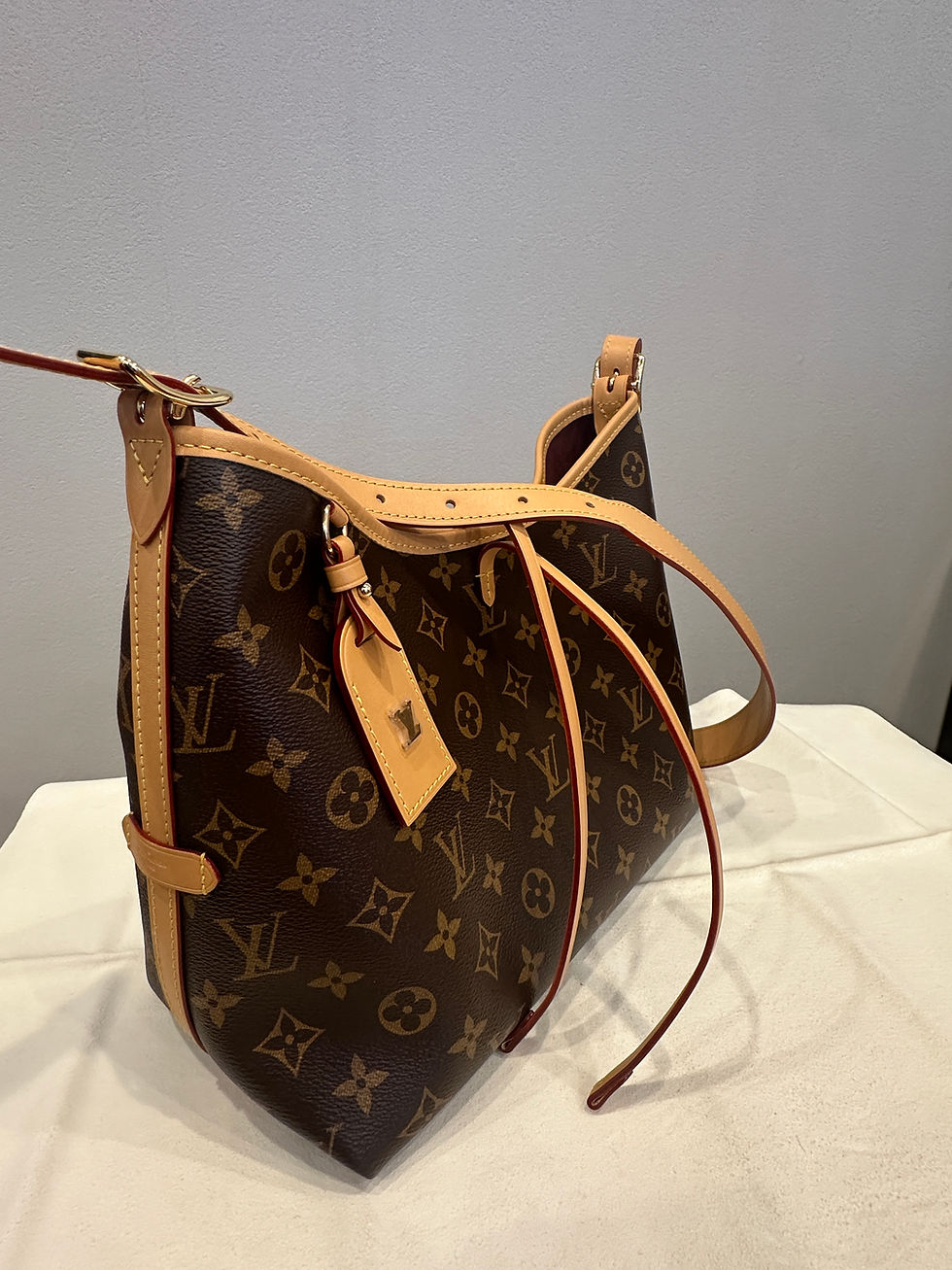 Thumbnail: Louis Vuitton--Carry all