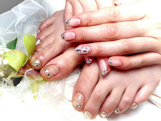 ♪ラメフレンチ&一点盛り♪